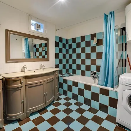 דירה Beautiful And Calm Flat With A Large Terrace *